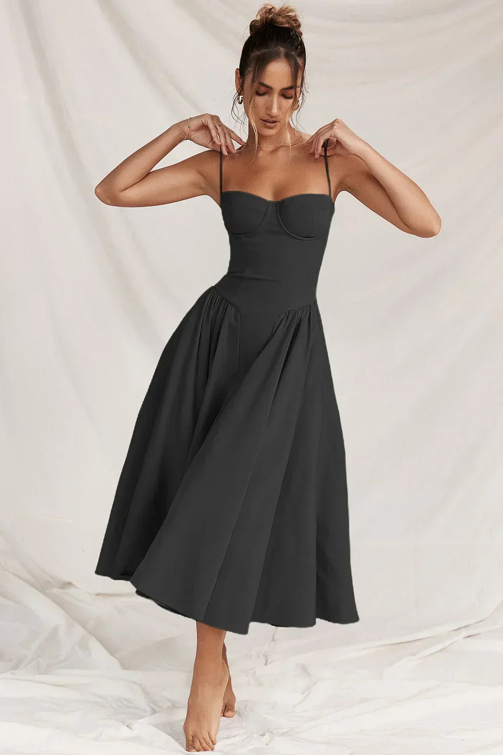 MAYA – Chic Corsagen-Midi-Sommerkleid für besondere Anlässe
