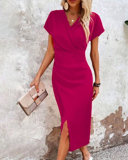 LILA – Elegantes Partykleid mit Schlitz und V-Ausschnitt
