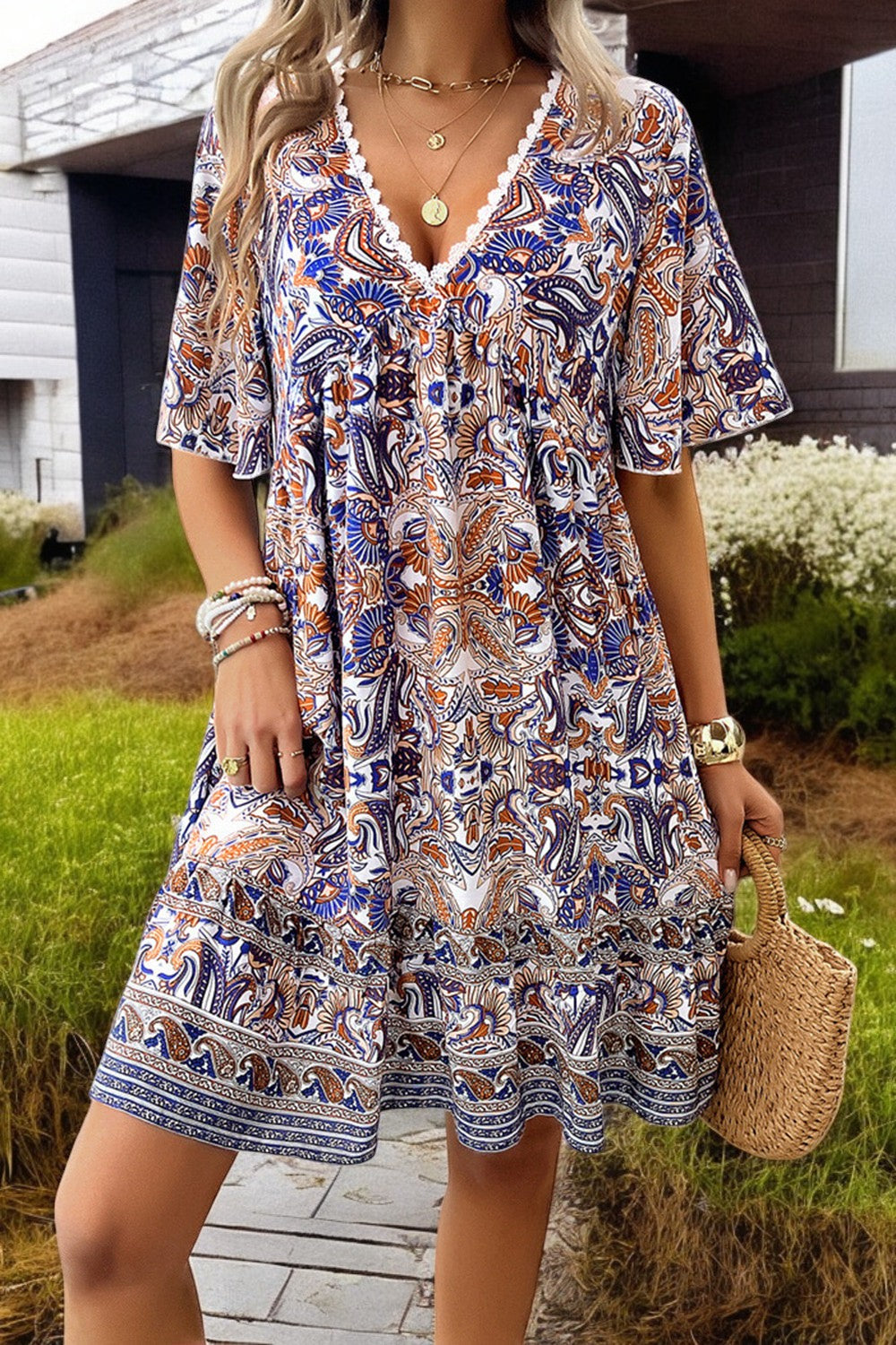 BREEZY BLOOM – Bedrucktes V-Ausschnitt Minikleid