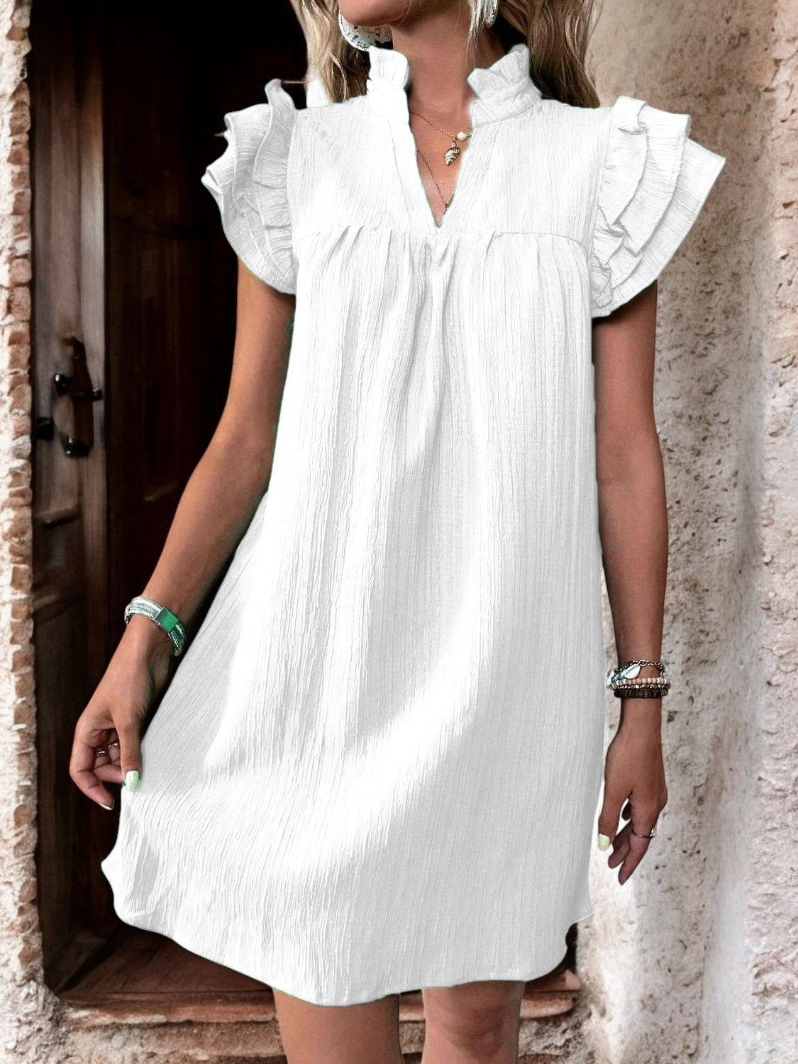 FLOWY CAP SLEEVE MINI DRESS – Kurzes Kleid mit Rüschendetails