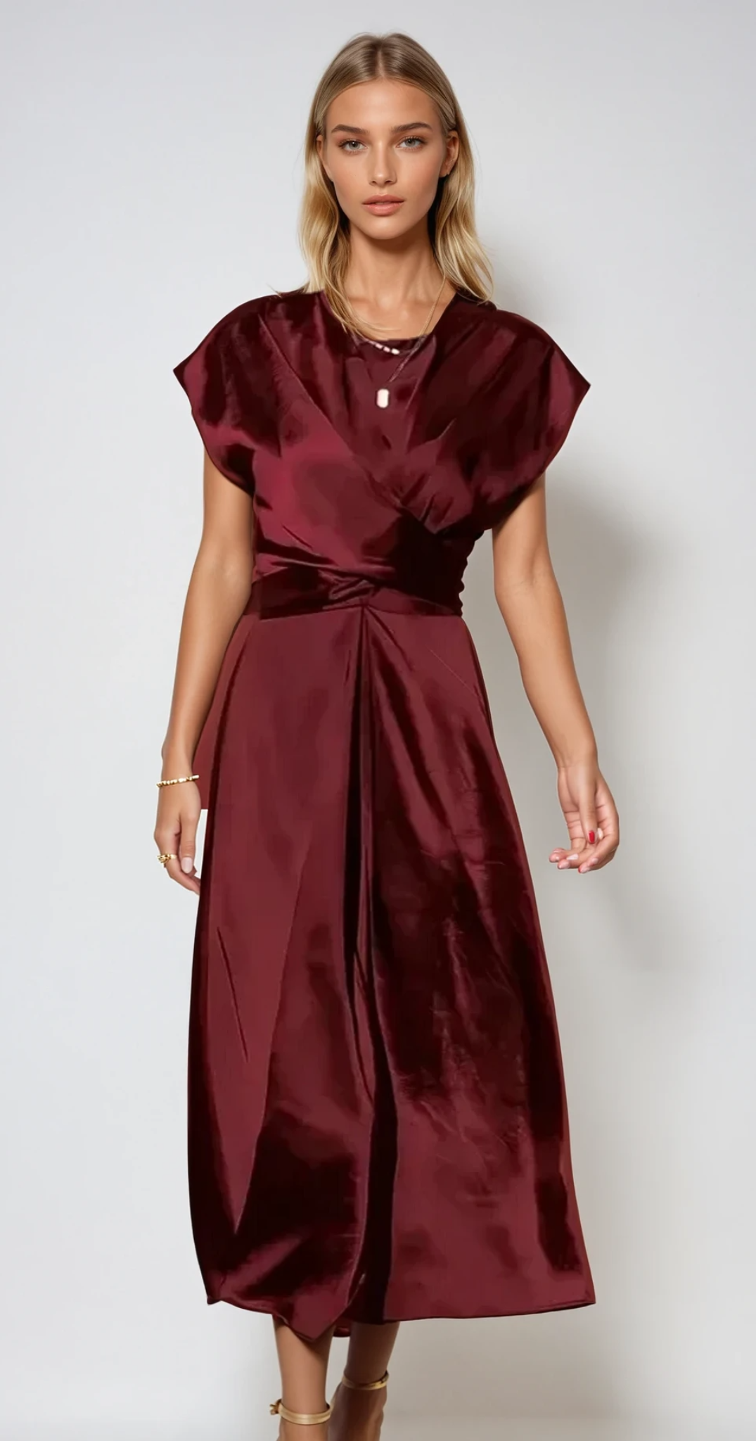 SIERRA – Satin Kleid mit Kreuz-Überwurf und V-Ausschnitt