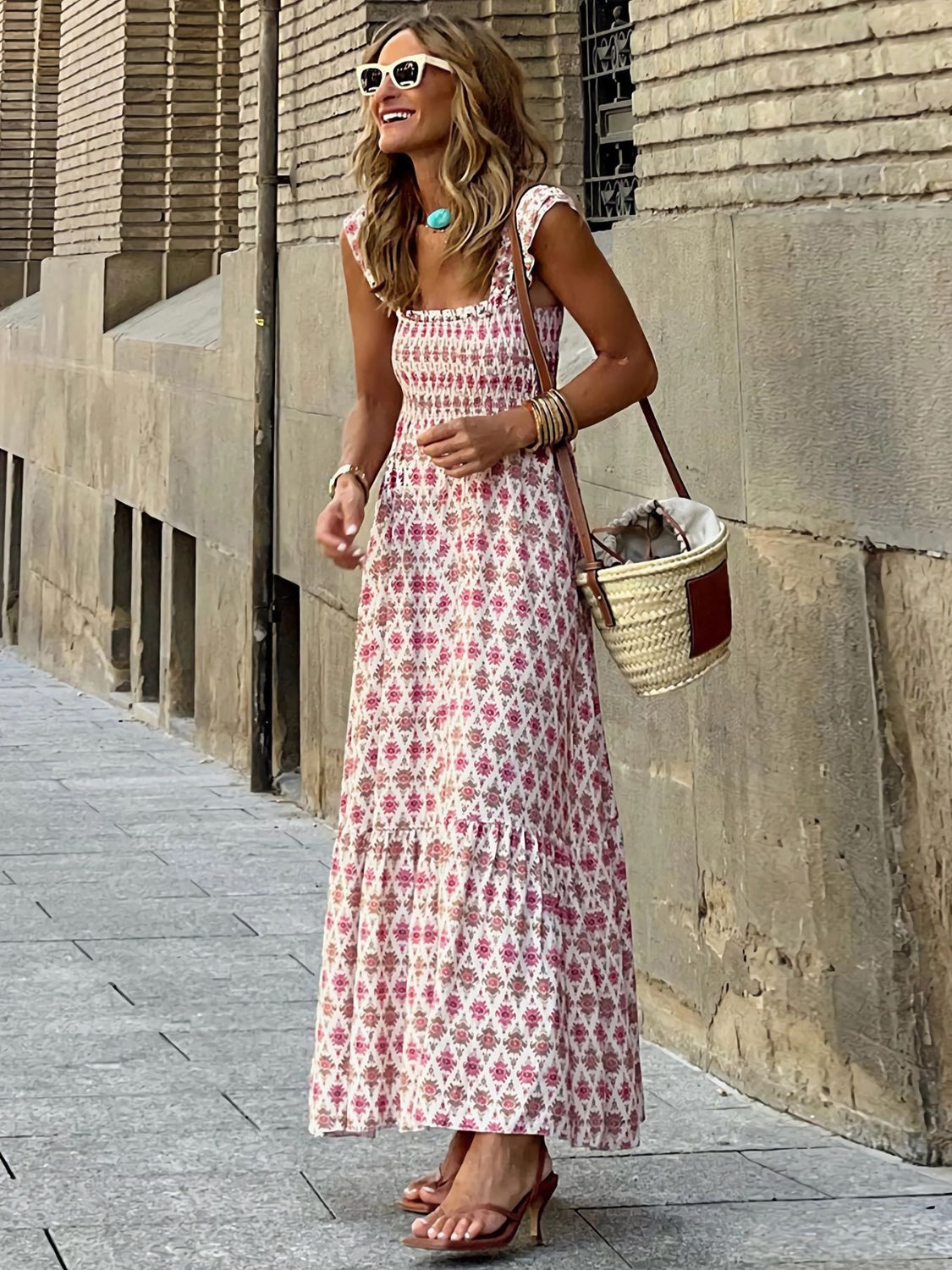 SUNNY DAYS – Smocked Ärmelloses Sommerkleid für Damen