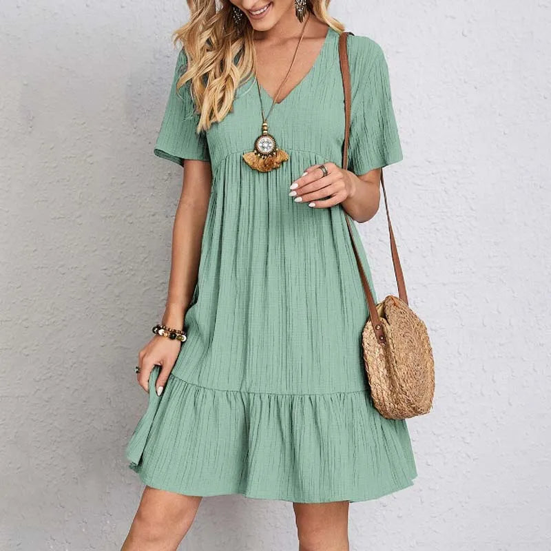 LEILA – V-Ausschnitt Mini Kleid aus leichtem Stoff