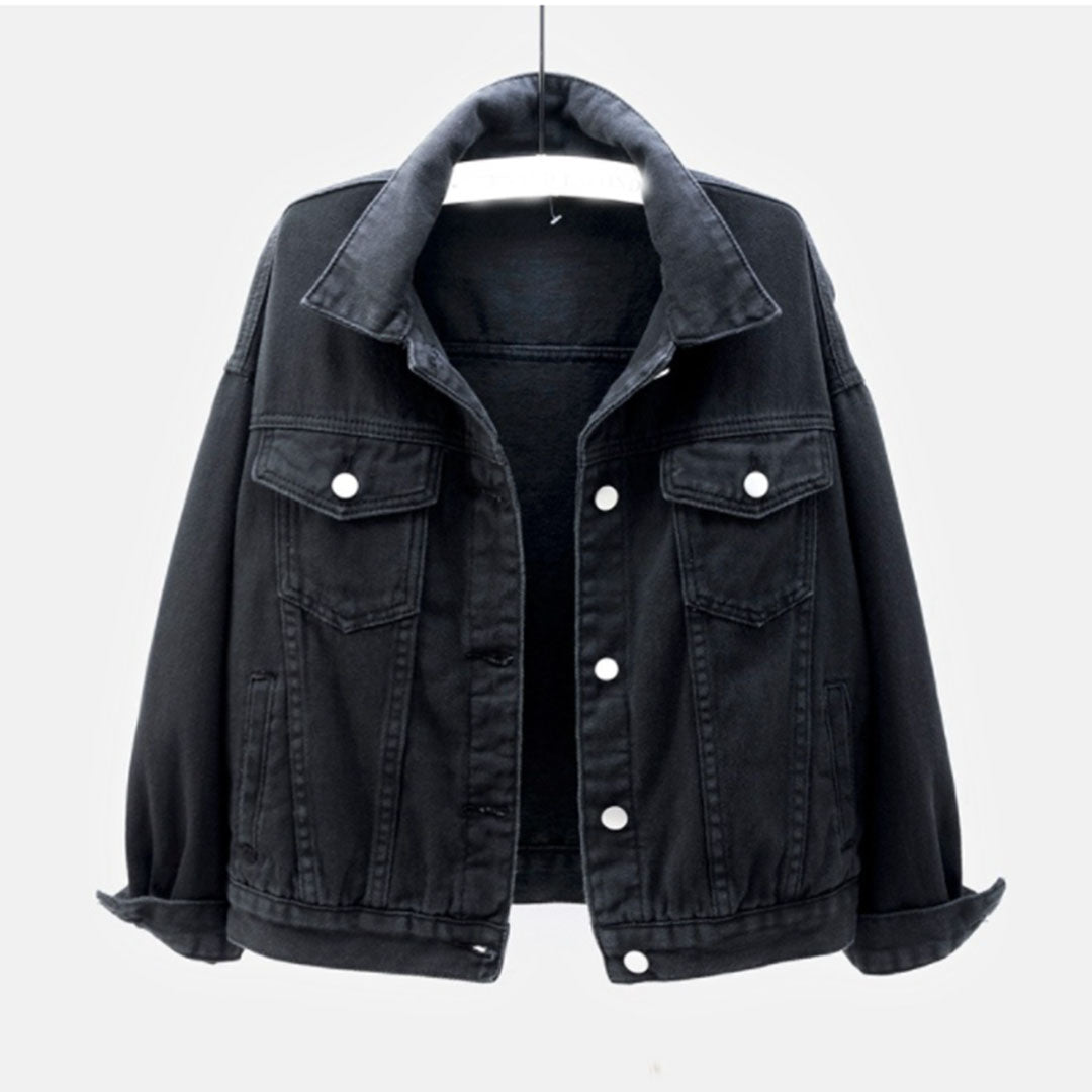 Chloe – Kurze und fröhliche Jeansjacke
