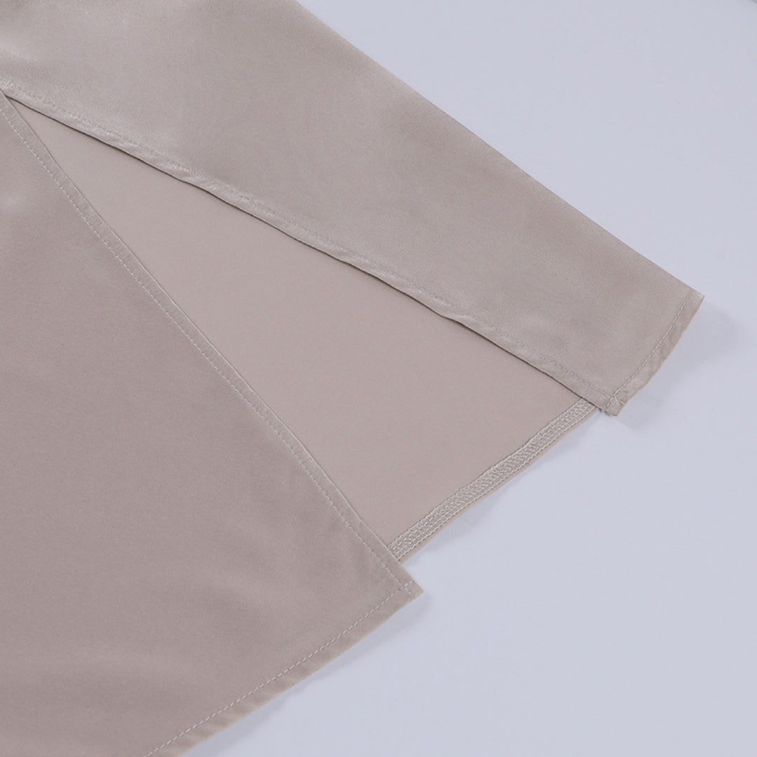 CLAIRE – Elegantes Kleid mit V-Ausschnitt und Taillengürtel