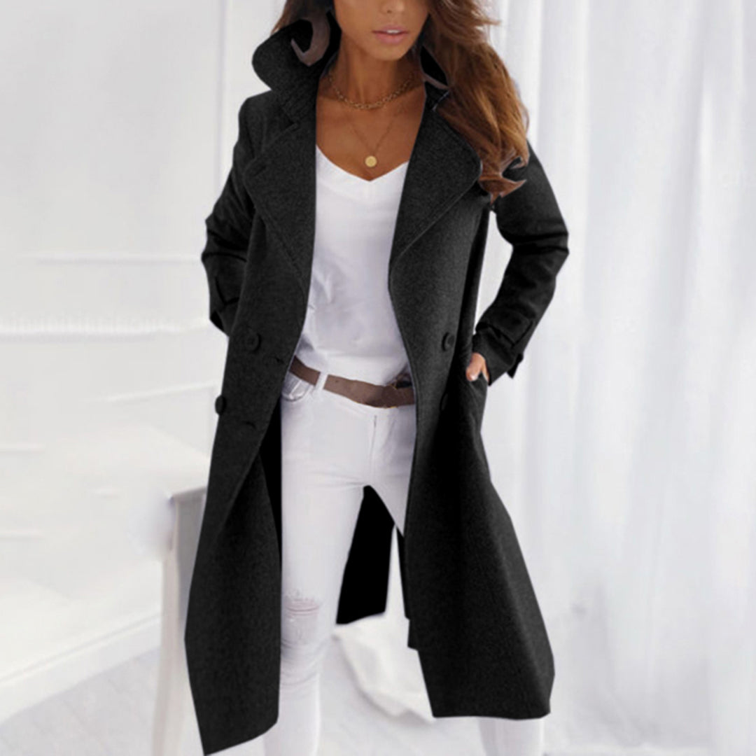 Lilly - Warme Jacke mit Knöpfen und hohem Kragen