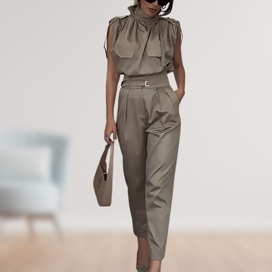 Lauren – Elegantes Set Mit Figurbetonter Passform & Dekorativem Gürtel