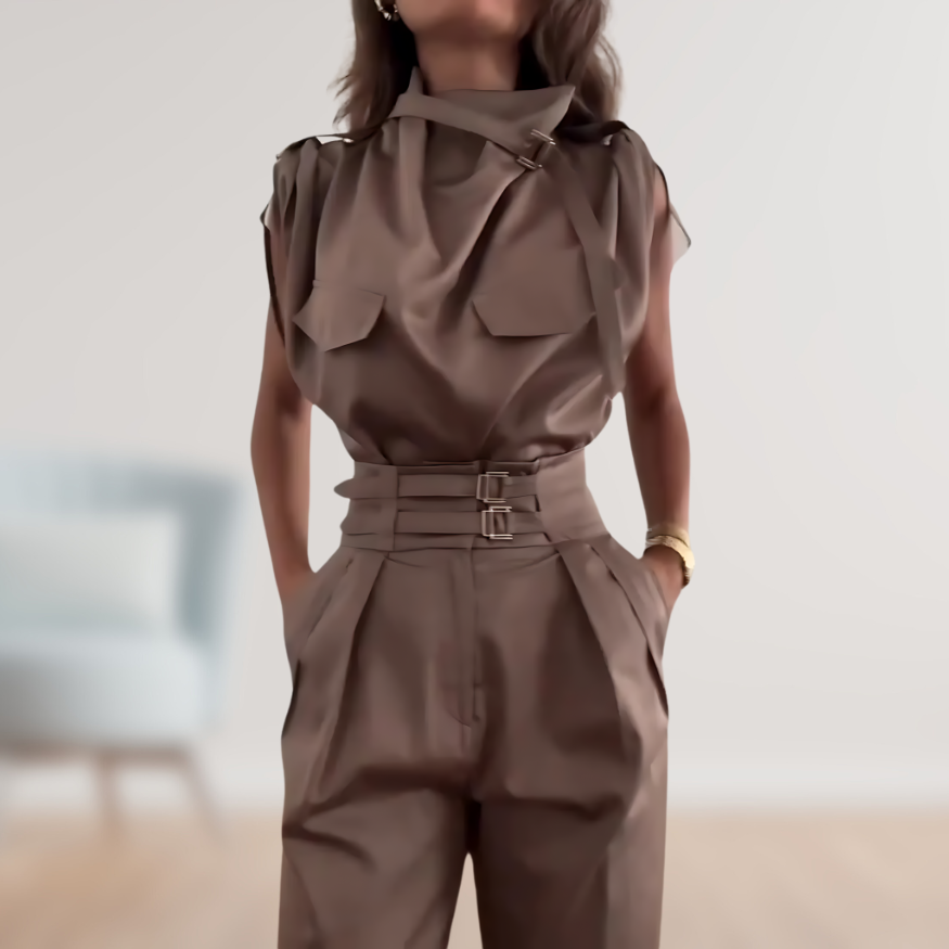 Lauren – Elegantes Set Mit Figurbetonter Passform & Dekorativem Gürtel