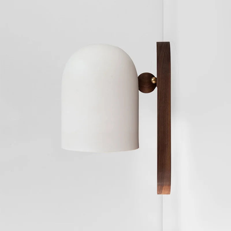 Wabi-Sabi Wandlampe aus Walnussholz - Elegante LED Wandleuchte für Wohnzimmer und Schlafzimmer, Energieeffizient und Modern-4