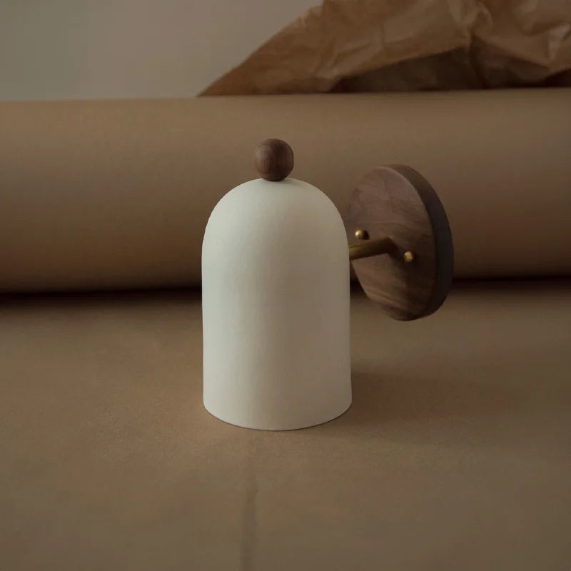 Wabi-Sabi Wandlampe aus Walnussholz - Elegante LED Wandleuchte für Wohnzimmer und Schlafzimmer, Energieeffizient und Modern-6