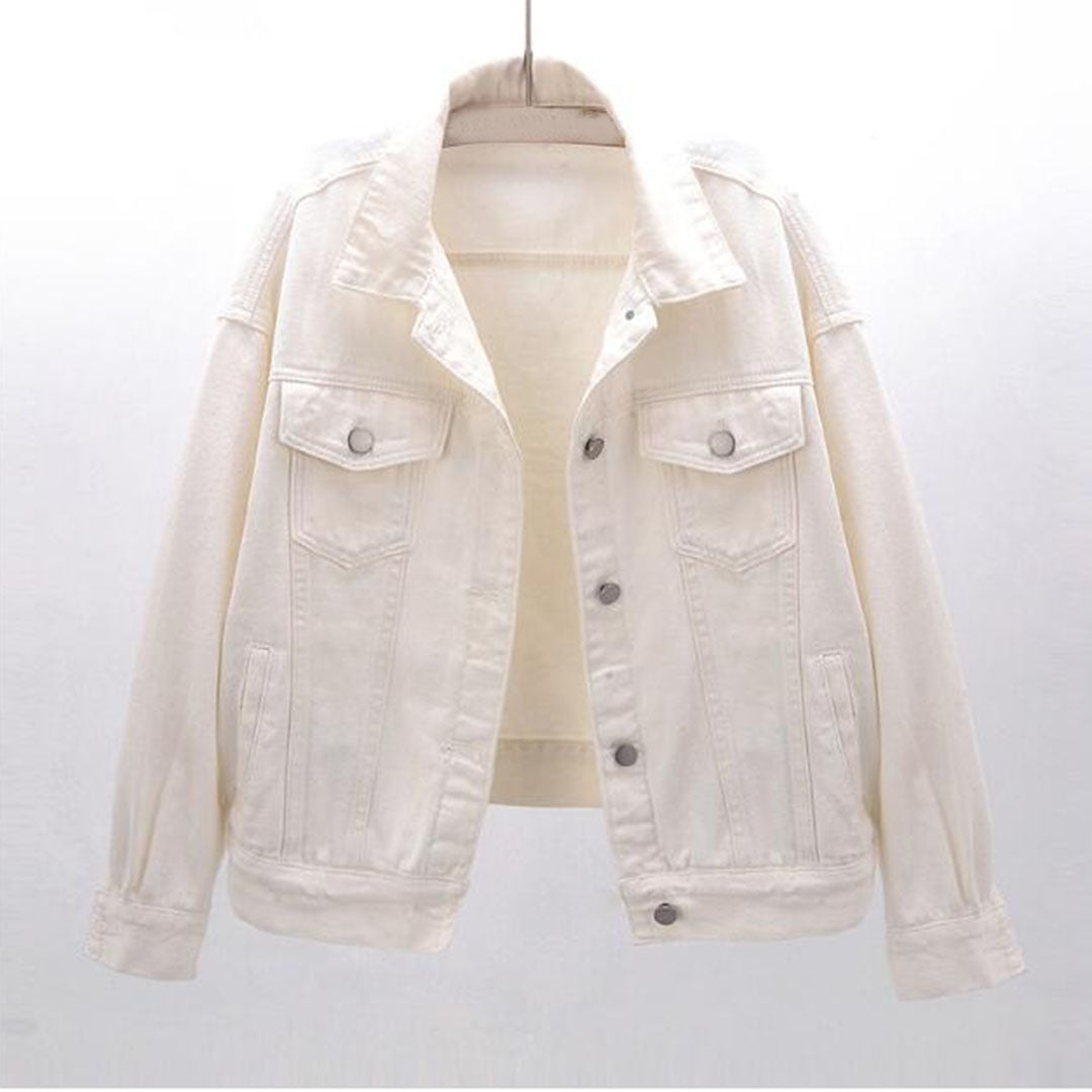 Chloe – Kurze und fröhliche Jeansjacke