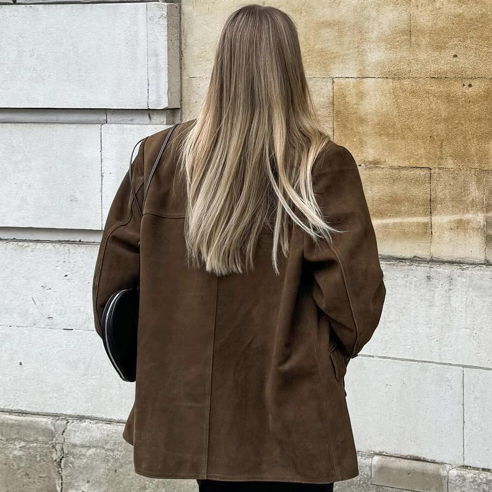 Braune Jacke in Wildleder-Optik | Eleganz und Komfort für kühle Tage