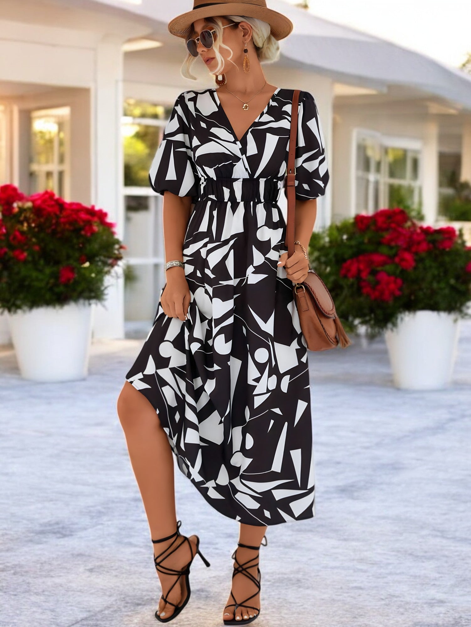BREEZY CHARM – Bedrucktes Kleid mit Ballonärmeln