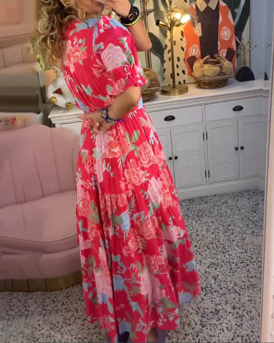 LUNA – Charmantes Blumenkleid aus leichtem Stoff
