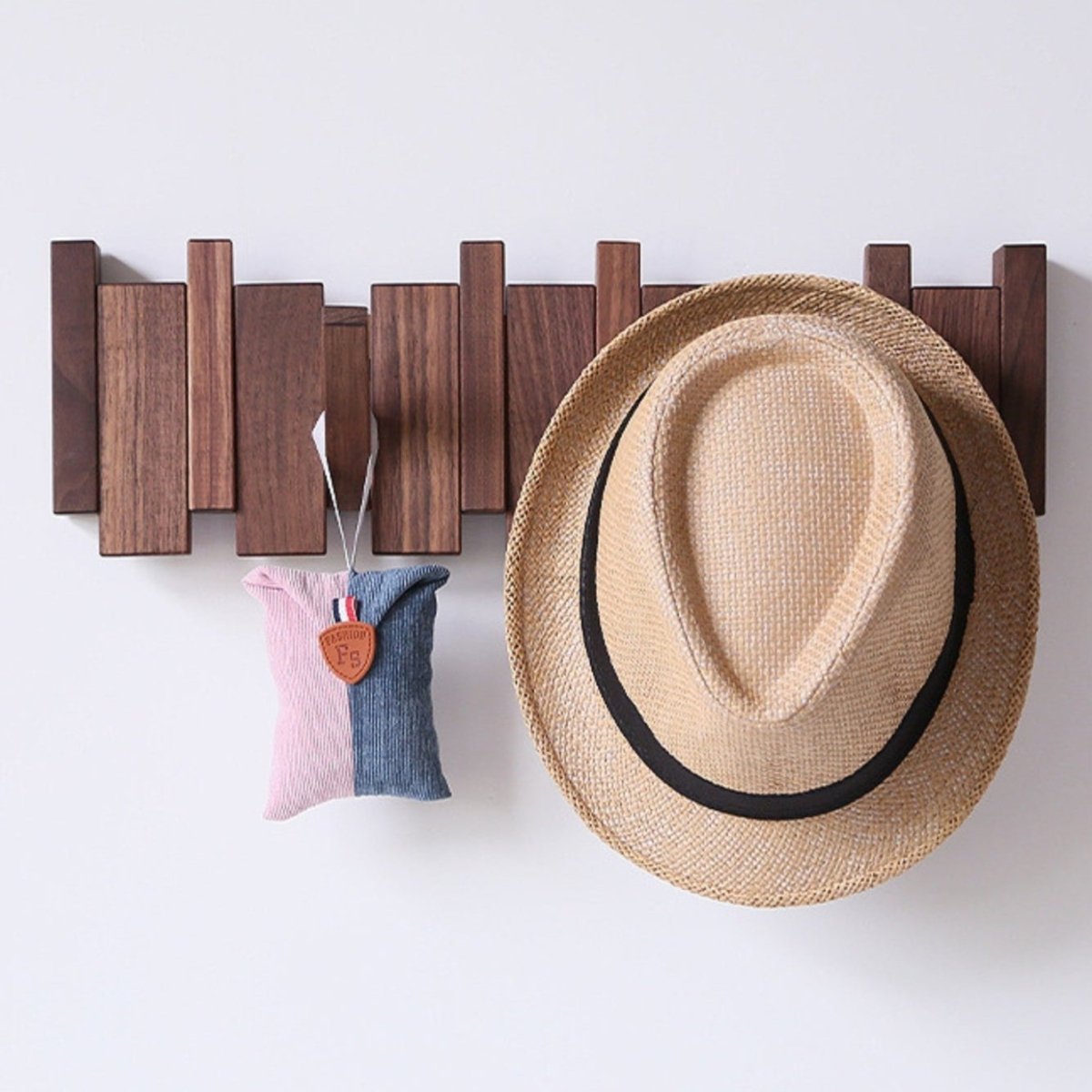 Handgefertigter Garderobenhaken aus Holz für Flur und Schlafzimmer - Stilvolles Klavierdesign mit 4-10 Haken-3