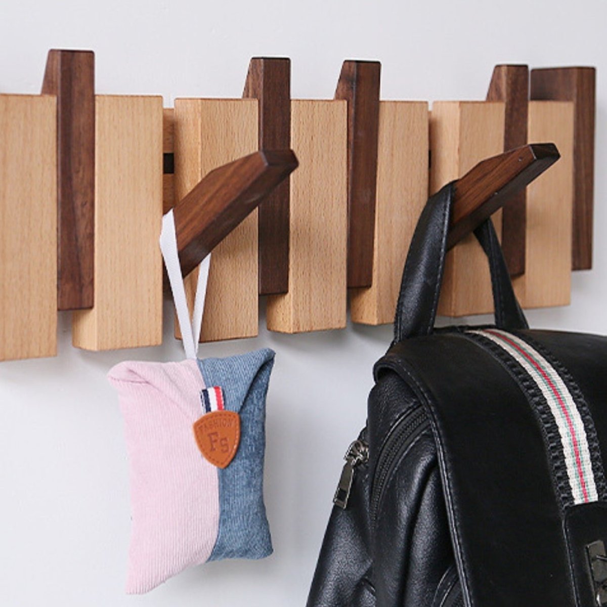 Variant image for Handgefertigter Garderobenhaken aus Holz für Flur und Schlafzimmer - Stilvolles Klavierdesign mit 4-10 Haken-6