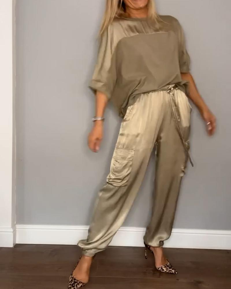 Jacqueline – Elegantes Satin-Set