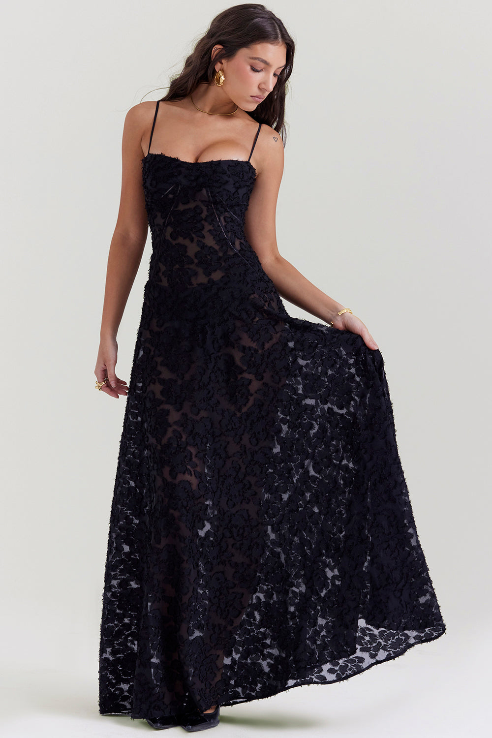 ELEGANT CHIC MAXIKLEID – Elegantes Kleid mit V-Ausschnitt und Flügelärmeln