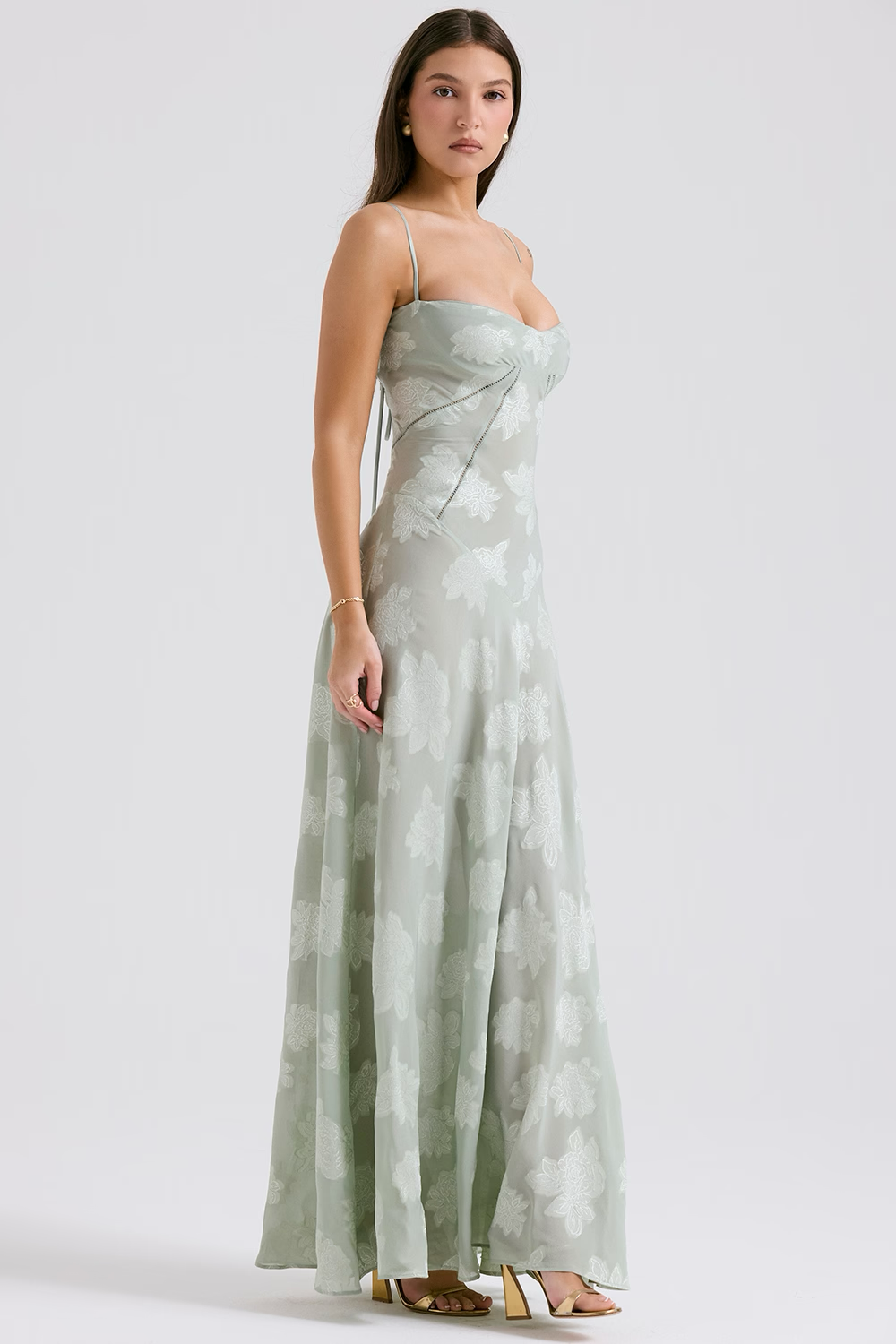 Elegantes und leichtes Sommerkleid