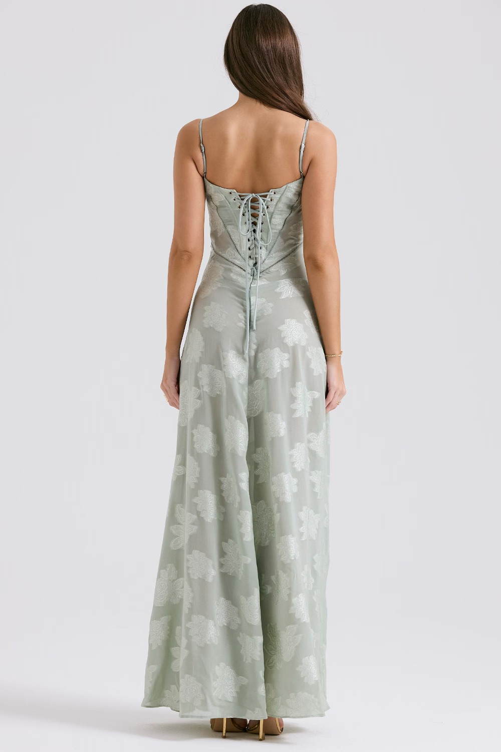 Elegantes und leichtes Sommerkleid