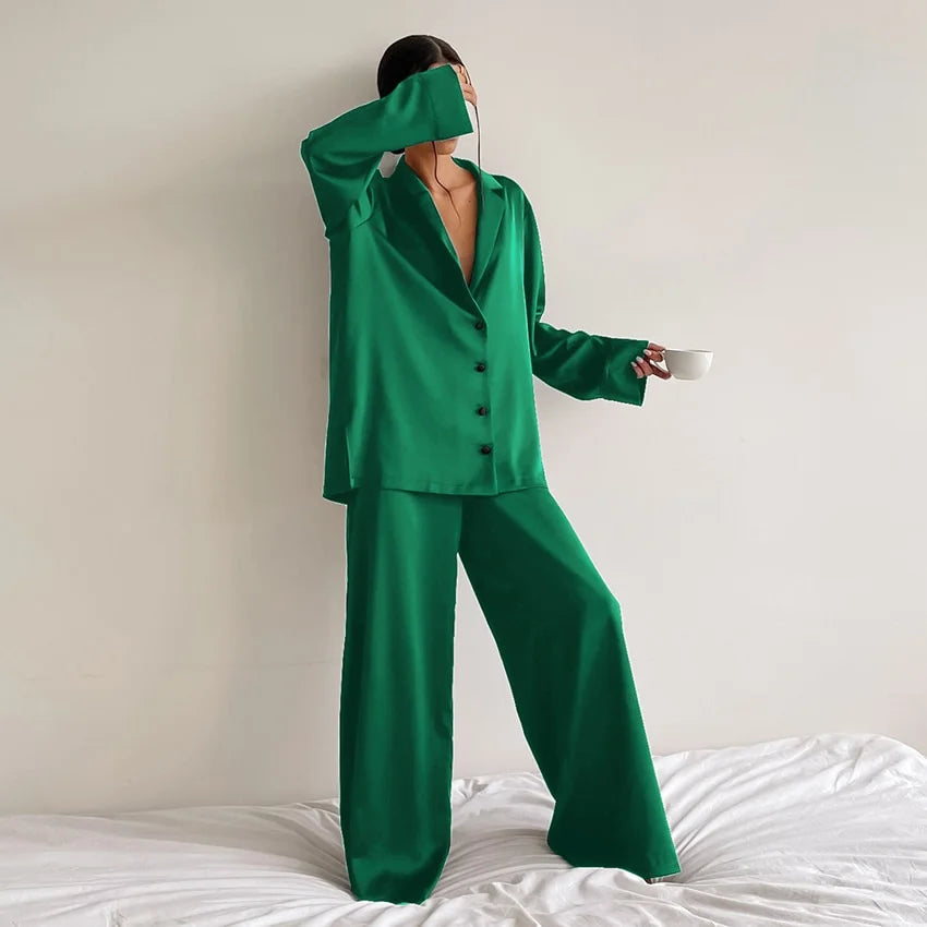 Nachtwäsche-Set aus Satin in Übergröße