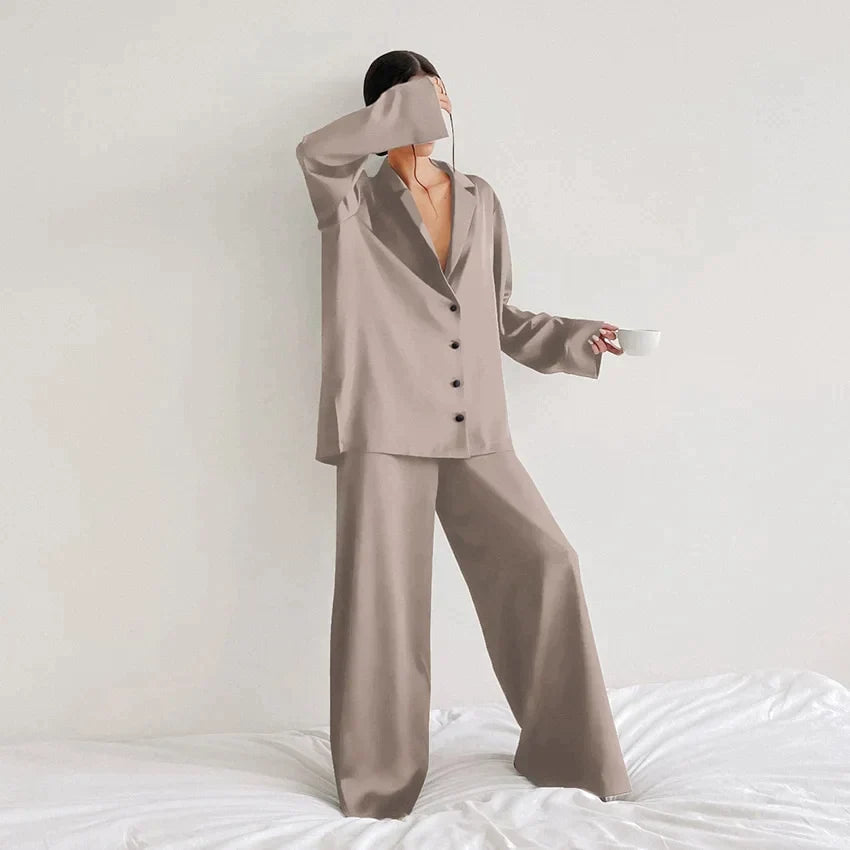 Nachtwäsche-Set aus Satin in Übergröße