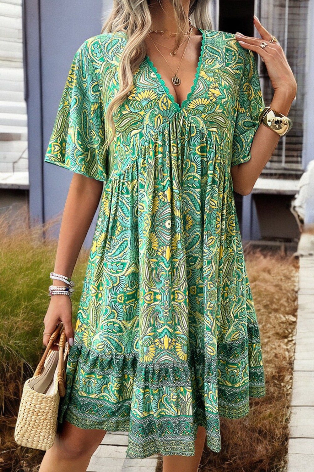 BREEZY BLOOM – Bedrucktes V-Ausschnitt Minikleid