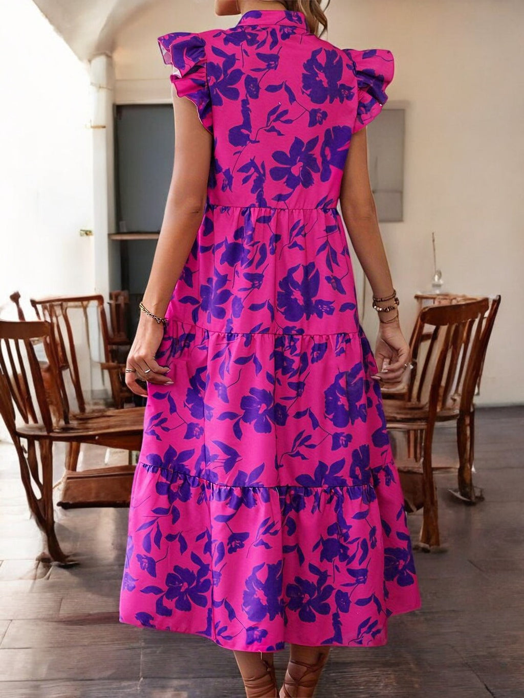 RUFFLED CAP SLEEVE MIDI DRESS – Elegantes Sommerkleid mit Rüschenärmeln