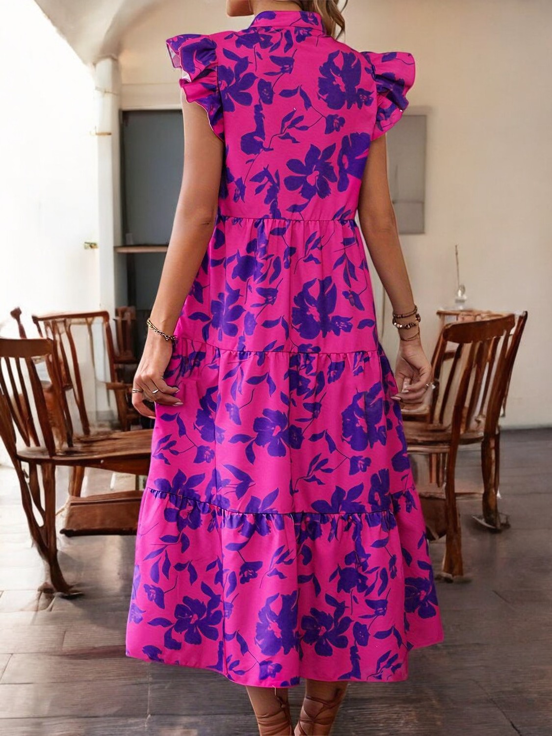 RUFFLED CAP SLEEVE MIDI DRESS – Elegantes Sommerkleid mit Rüschenärmeln
