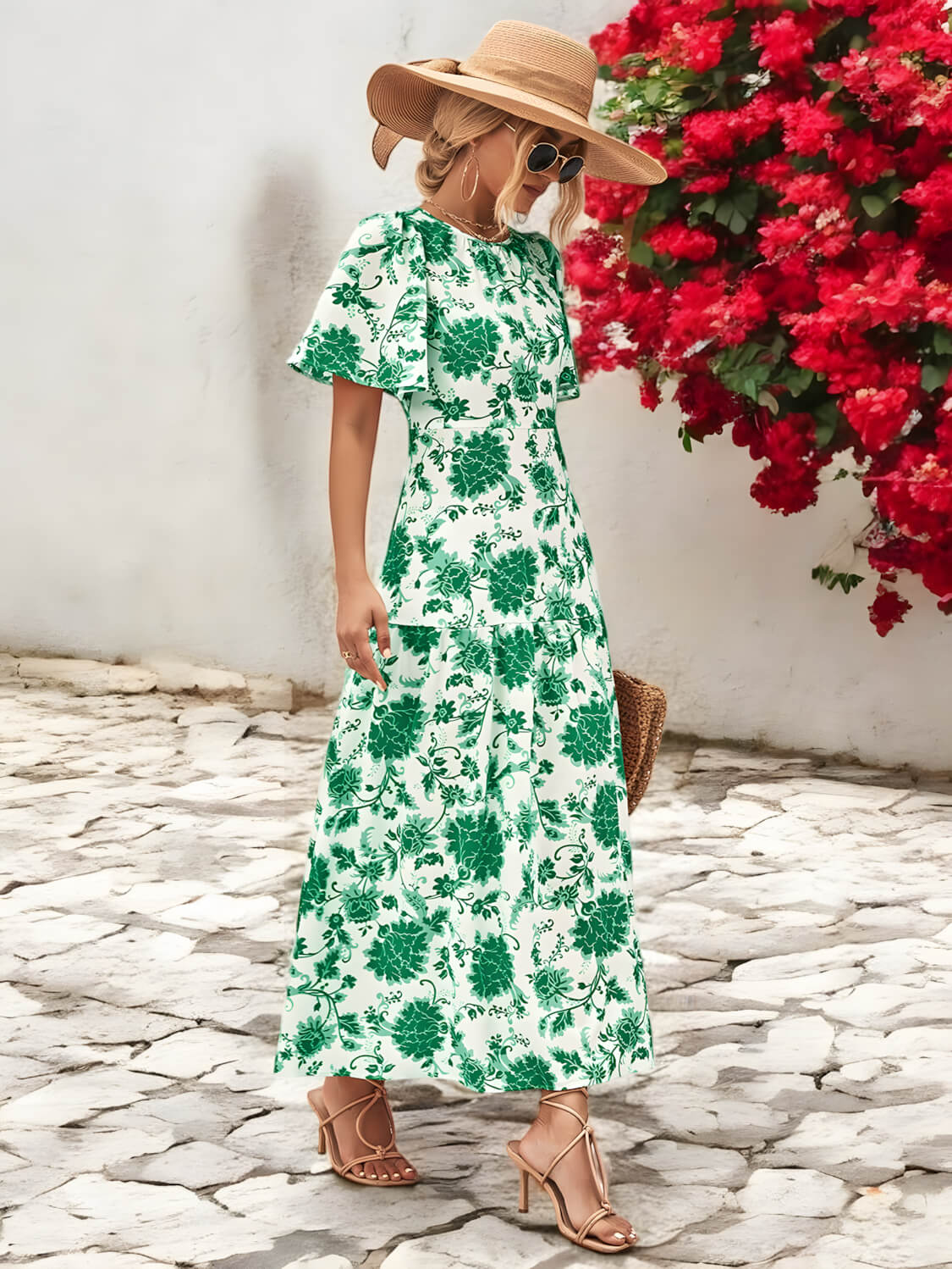 BLOOM HAVEN – Rückenfreies Sommerkleid mit Bindung