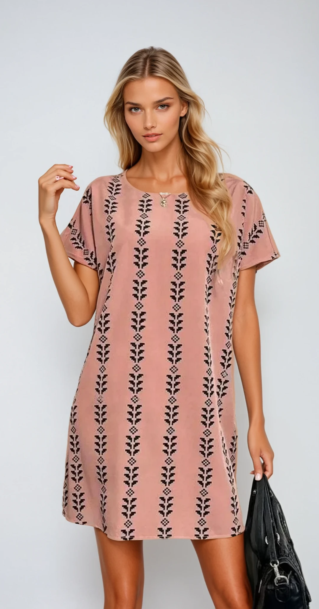 FLORAL CHARM – Kurzärmliges Sommerkleid mit Blumenmuster