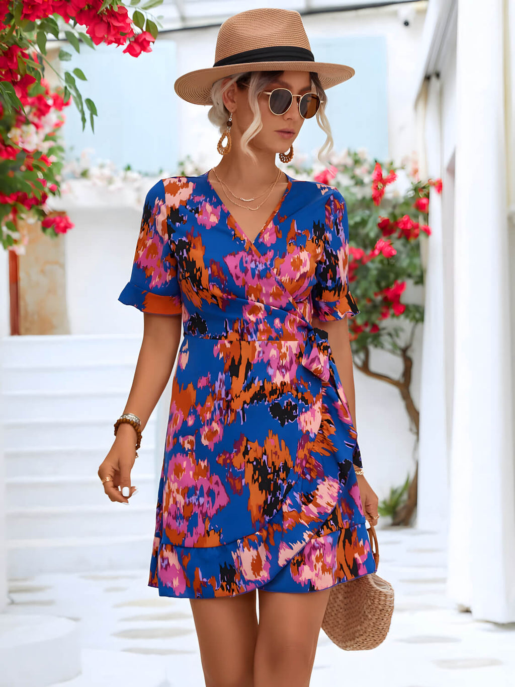 BLOOM – Kleid mit Flügelärmeln und Taillengürtel