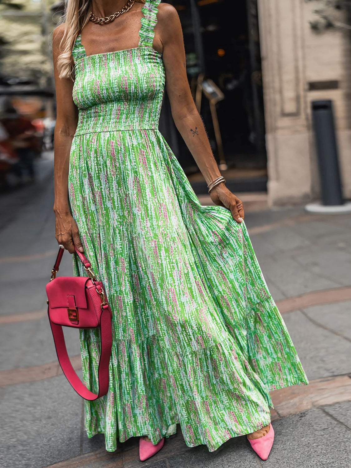 SUNNY DAYS – Smocked Ärmelloses Sommerkleid für Damen