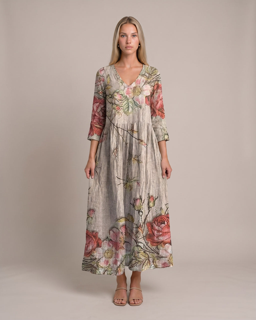 Model im Cella Maxikleid - Beige - zweite Ansicht