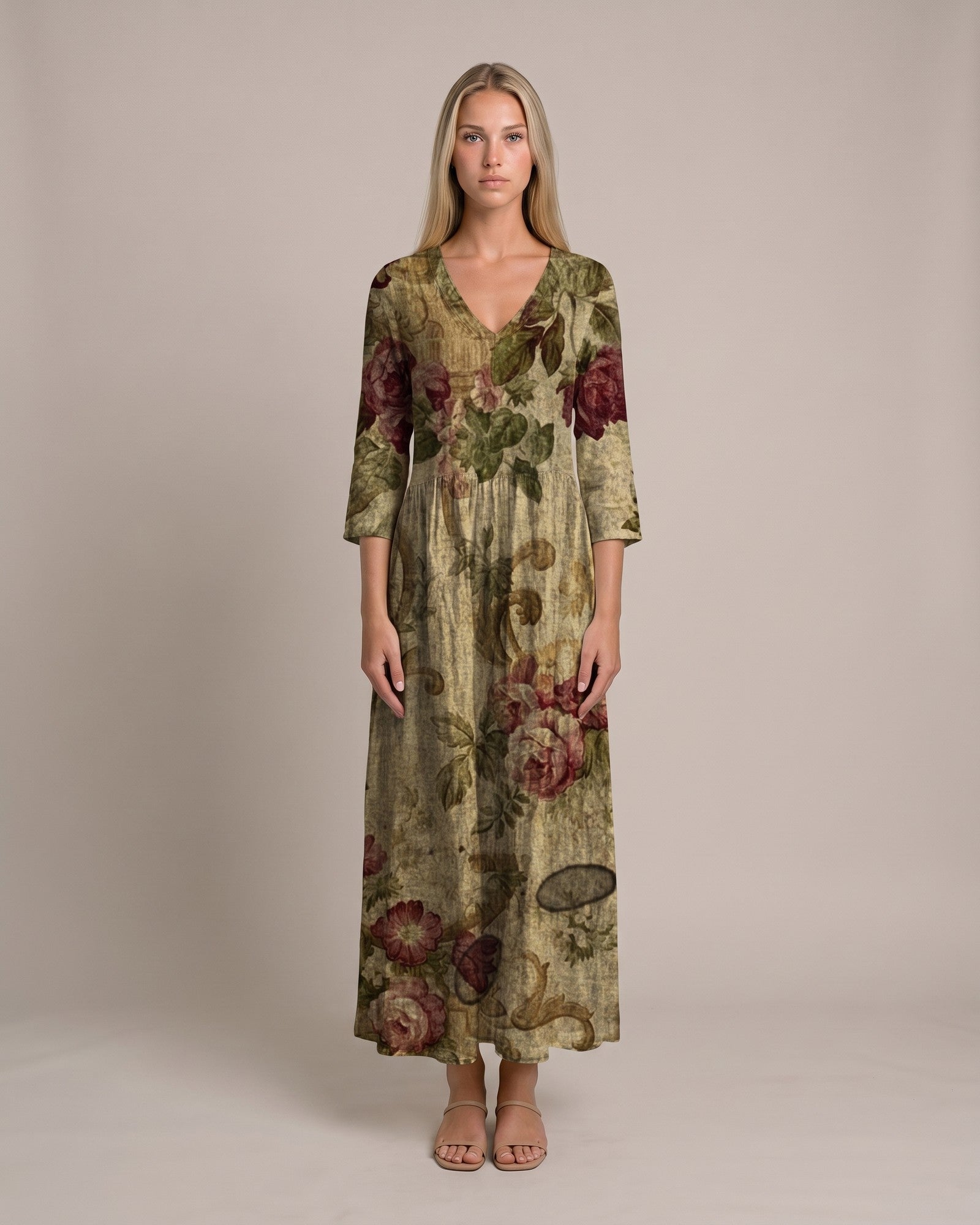 Model im Cella Maxikleid - Beige Vintage - von vorne