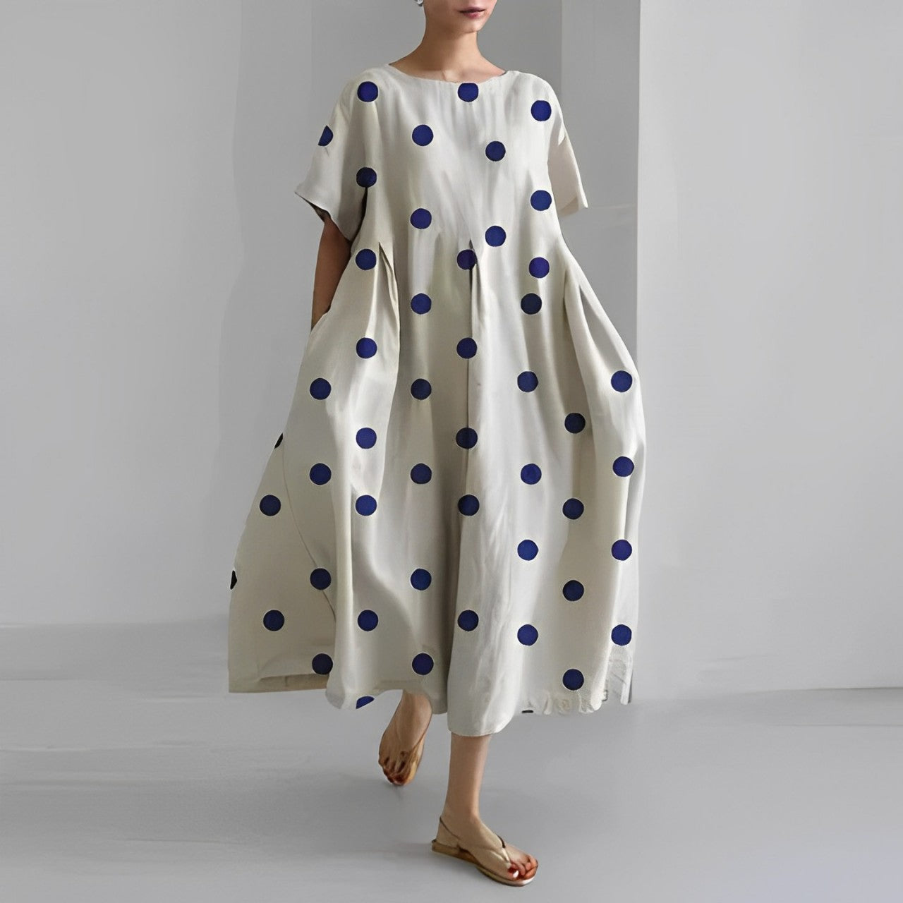 LEILA – Floral Boho Maxikleid mit V-Ausschnitt und Rüschen