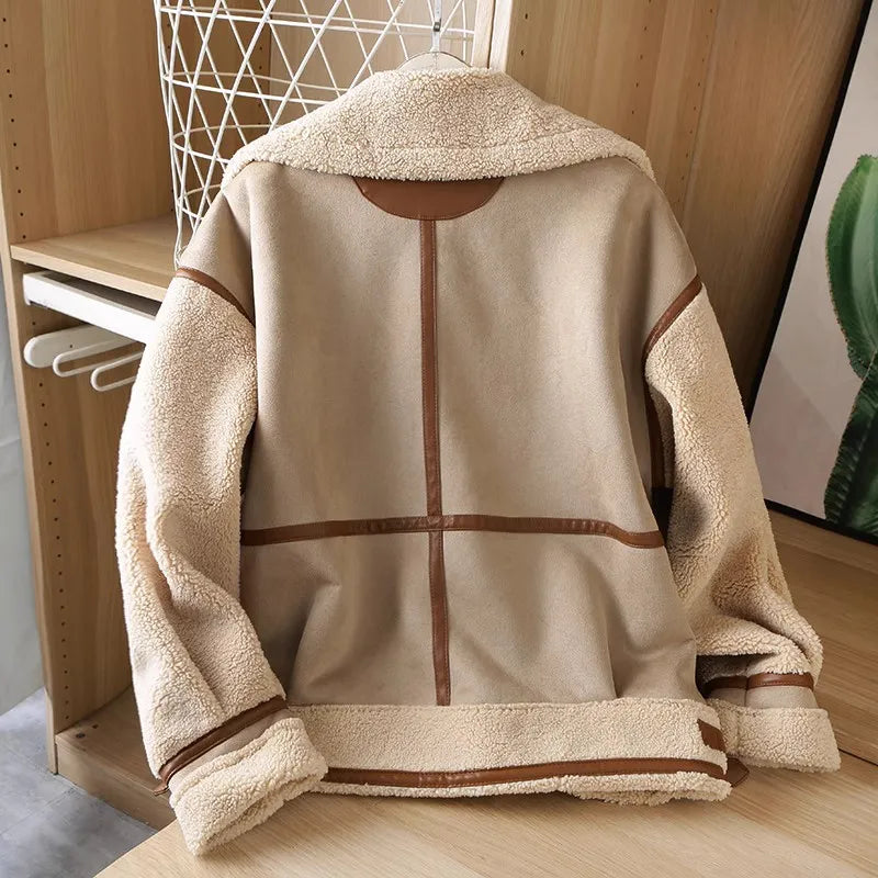 Beige Sherpa-Jacke – Flauschige Wärme und Elegantes Design für Herbst und Winter