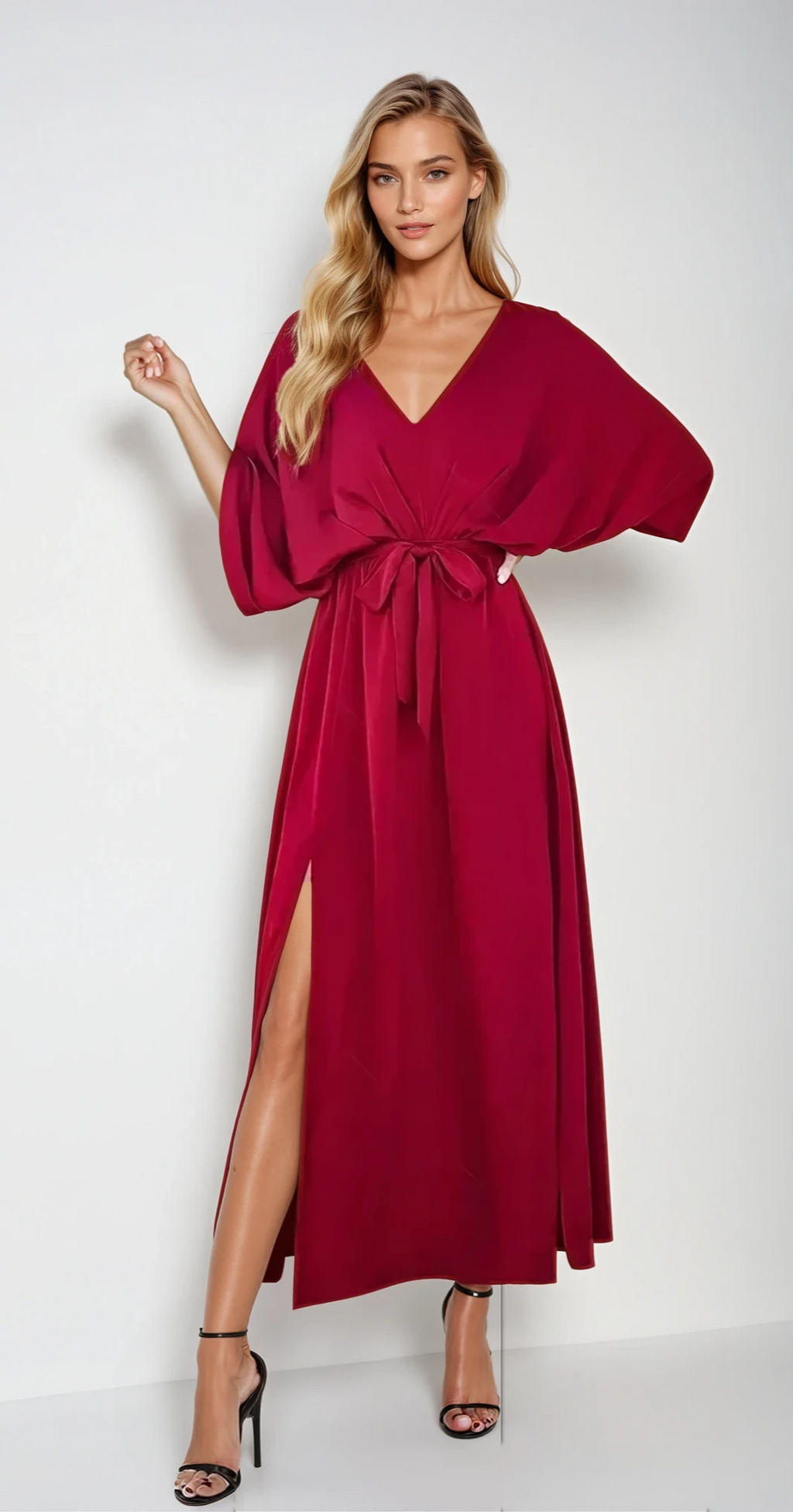 COASTAL CHARM – Kleid mit Schlitz, V-Ausschnitt und gebundenen Ärmeln