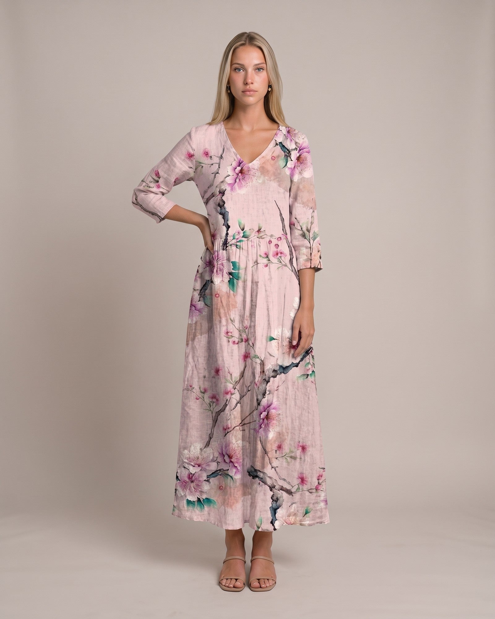 Model im Cella Maxikleid - Rosa - von vorne