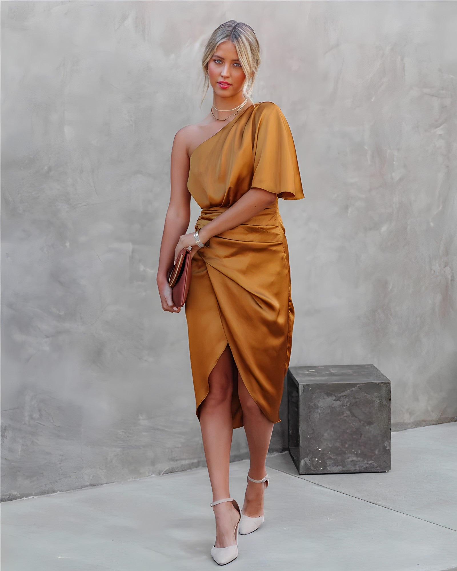 ARIANA – Seiden Cocktailkleid mit Spaghettiträgern