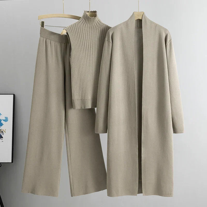 Helena – 3-teiliges klassisches Outfit für Damen
