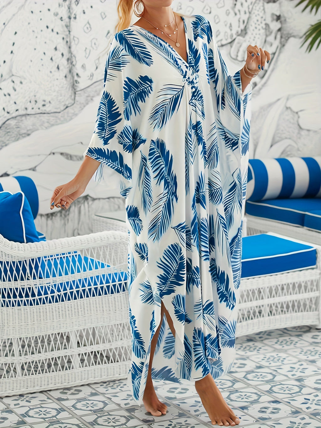 SERENA – Wickelkleid mit V-Ausschnitt und Meeresmotiv