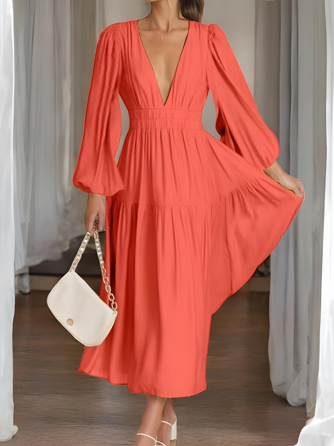 LUXE – Maxikleid mit Ballonärmeln und V-Ausschnitt