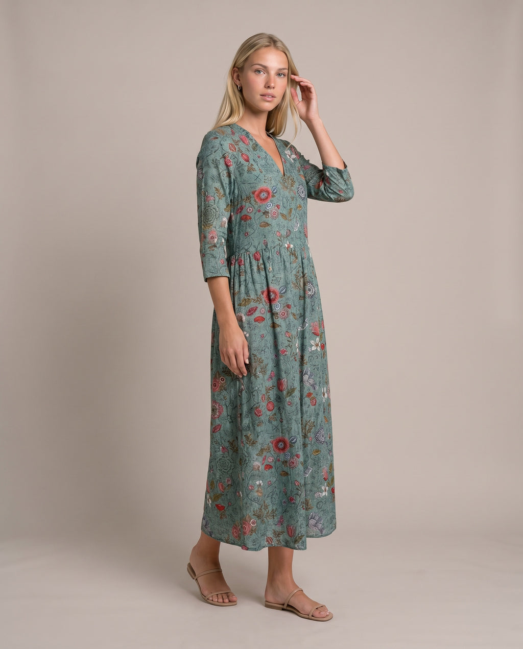 Cella Maxikleid Grün, Seitenansicht Damen Sommerkleid