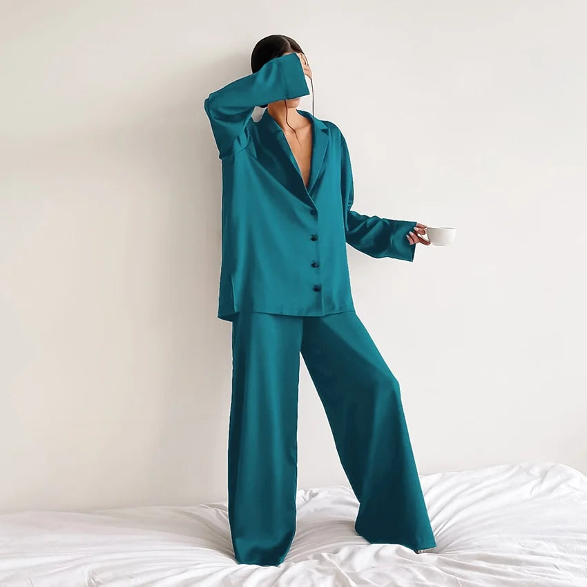 Nachtwäsche-Set aus Satin in Übergröße