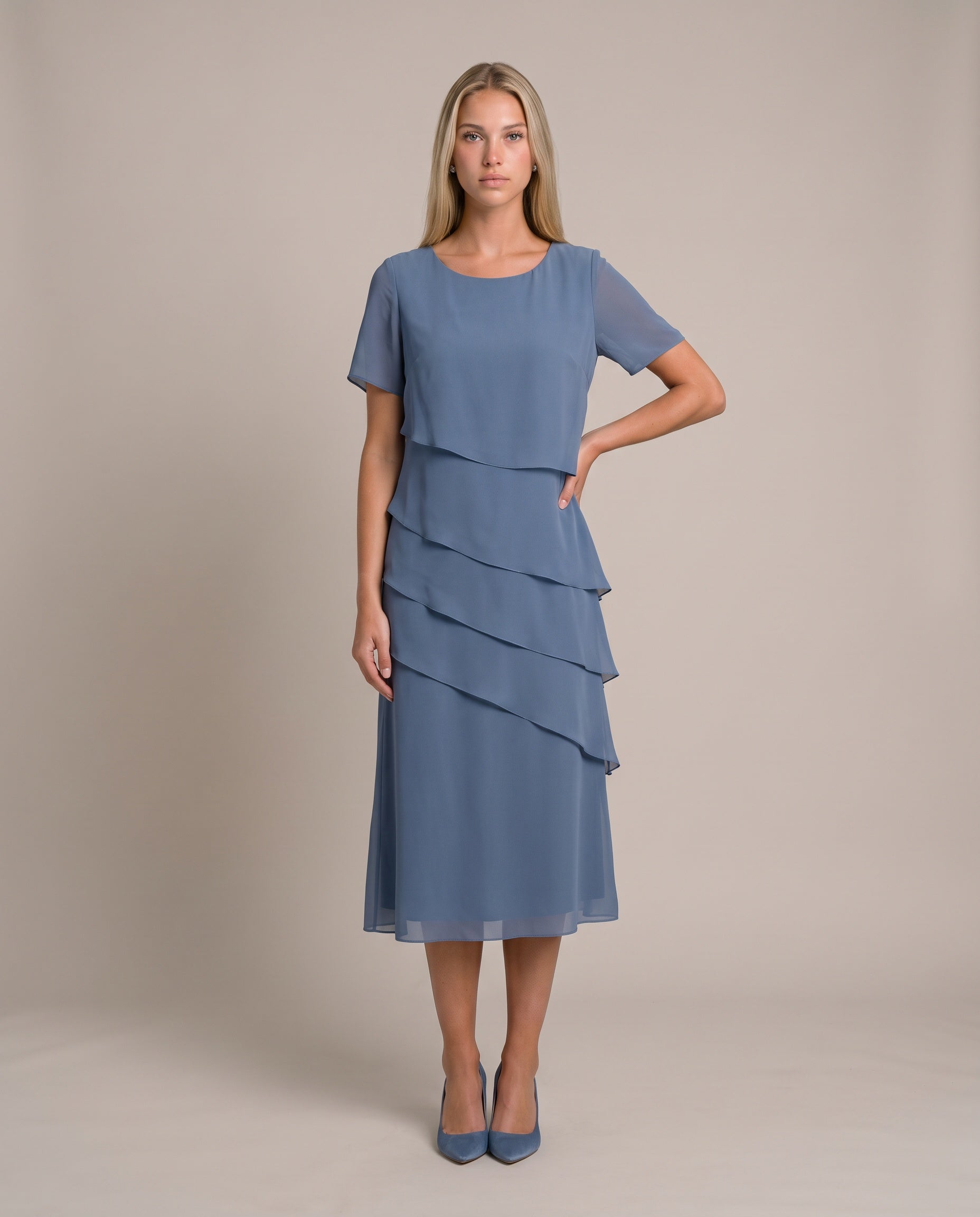 TESS Chiffonkleid für Damen in Blau, gestuftes Kleid