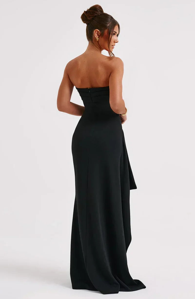ELEGANT CHARM – Twisted Maxi Kleid mit V-Ausschnitt